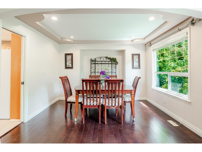 250707161250_surrey dining room.jpg